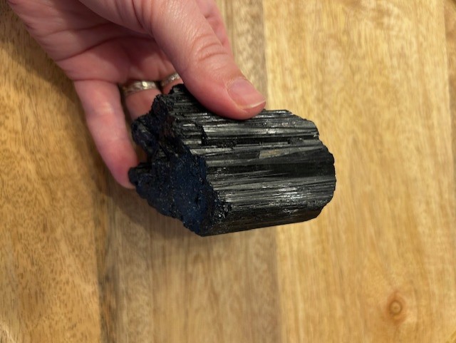 Pierre brut Tourmaline noire