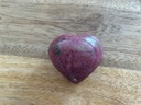 Galet cœur Rhodonite